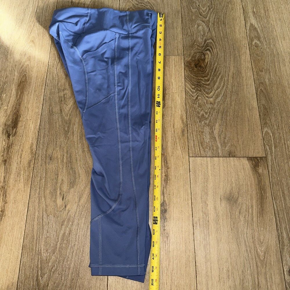 Victoria Sport Knockout‎ Women's Crop Leggings Pockets Lavender Small Preowned - Picture 7 of 8